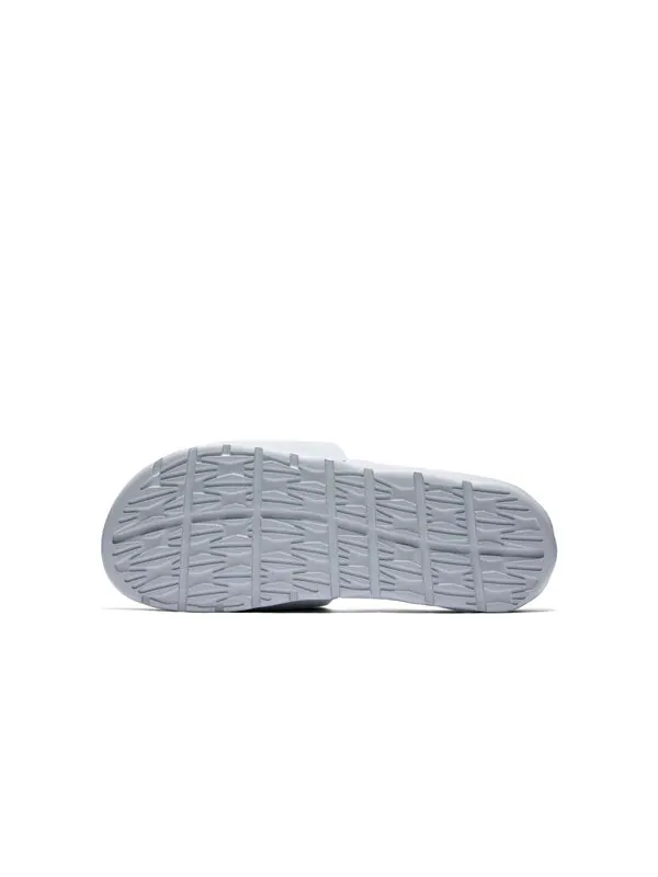 Тапочки benassi slides 'wolf grey white' Nike — изображение 4 из 4, серый/белый