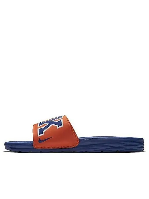 Тапочки nba x benassi 'knicks' Nike — изображение 1 из 2, синий-серебристый