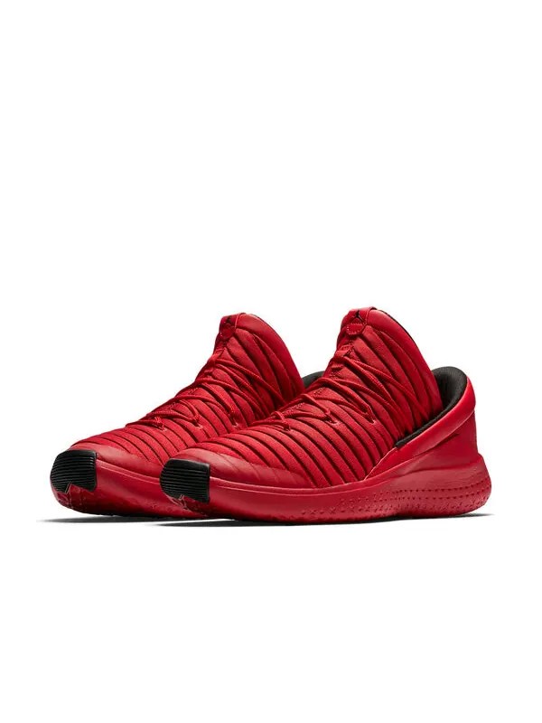 Кроссовки Flight Luxe Air Jordan — изображение 3 из 4, красный/черный
