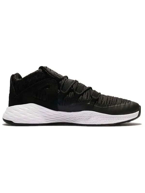 Кроссовки формула 23 низкие Air Jordan — изображение 2 из 4, черный/белый