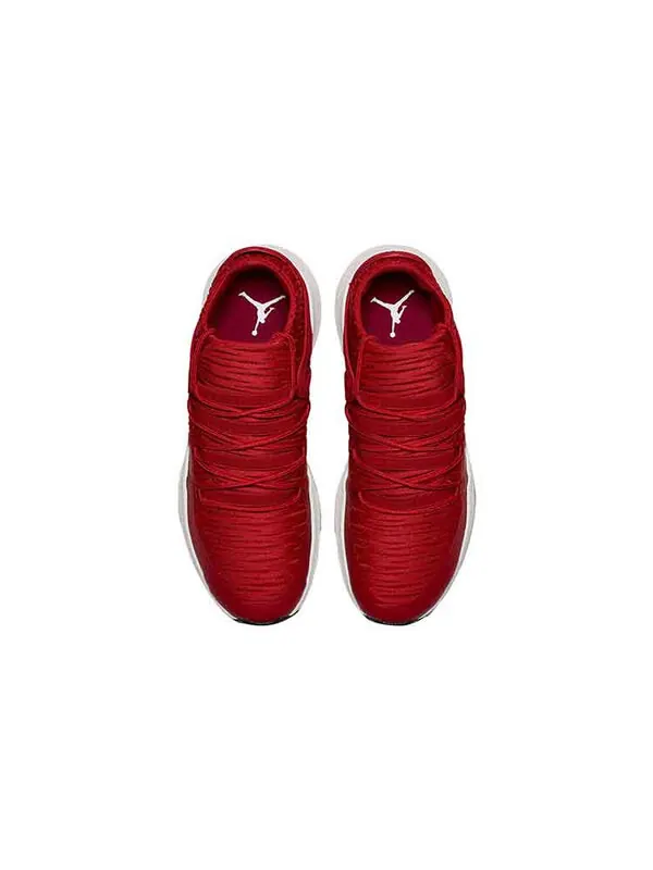 Кроссовки формула 23 низкие Air Jordan — изображение 4 из 4, красный