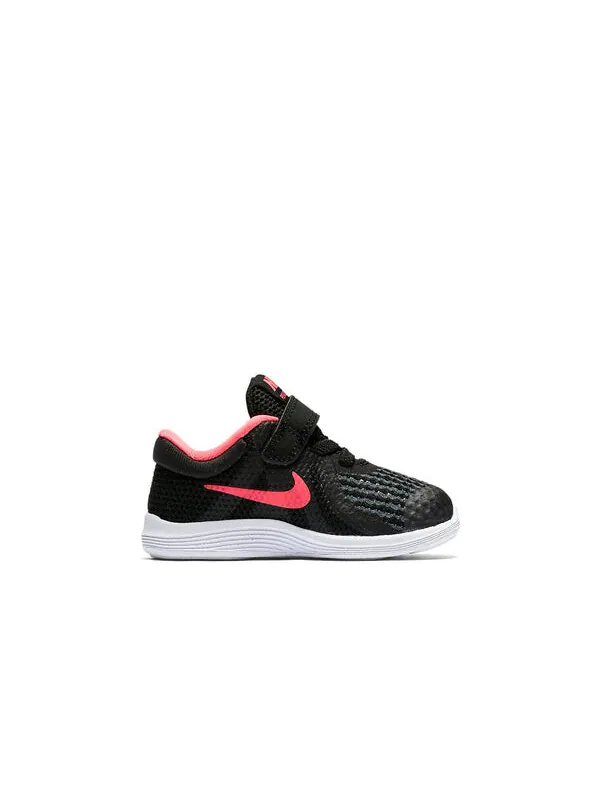 Революция кроссовок 4 Nike — изображение 2 из 4, черный/красный