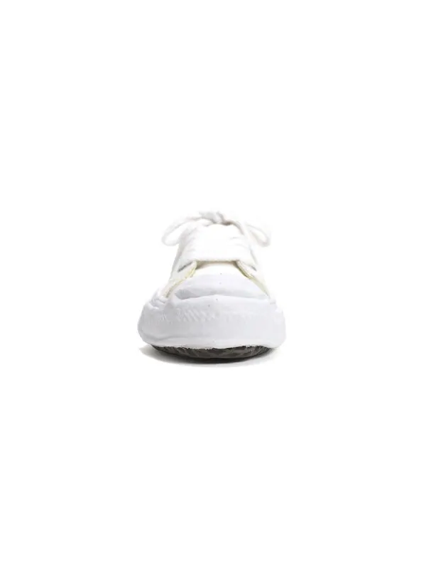 Кроссовки hank og sole canvas low-top sneaker 'white' Maison Mihara Yasuhiro — изображение 4 из 4, белый