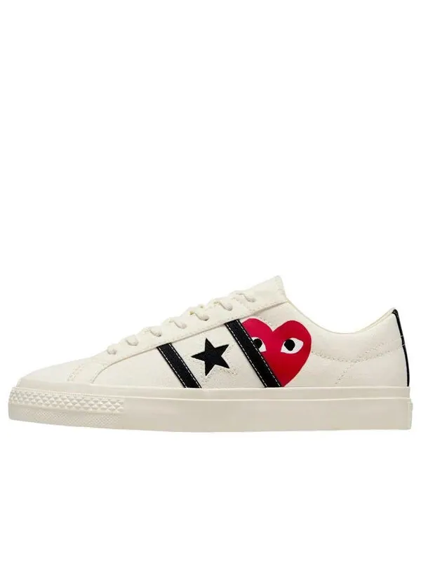 Кроссовки x comme des garçons play one star academy pro 'milk black' Converse — изображение 1 из 1, черный/красный