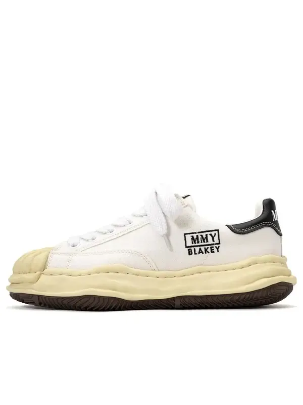 Кроссовки blakey vl og sole canvas low-top sneaker Maison Mihara Yasuhiro — изображение 1 из 3, белый