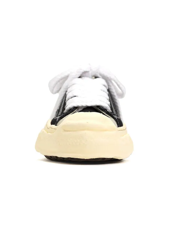 Кроссовки hank vl og sole canvas low-top sneaker Maison Mihara Yasuhiro — изображение 3 из 4, черный