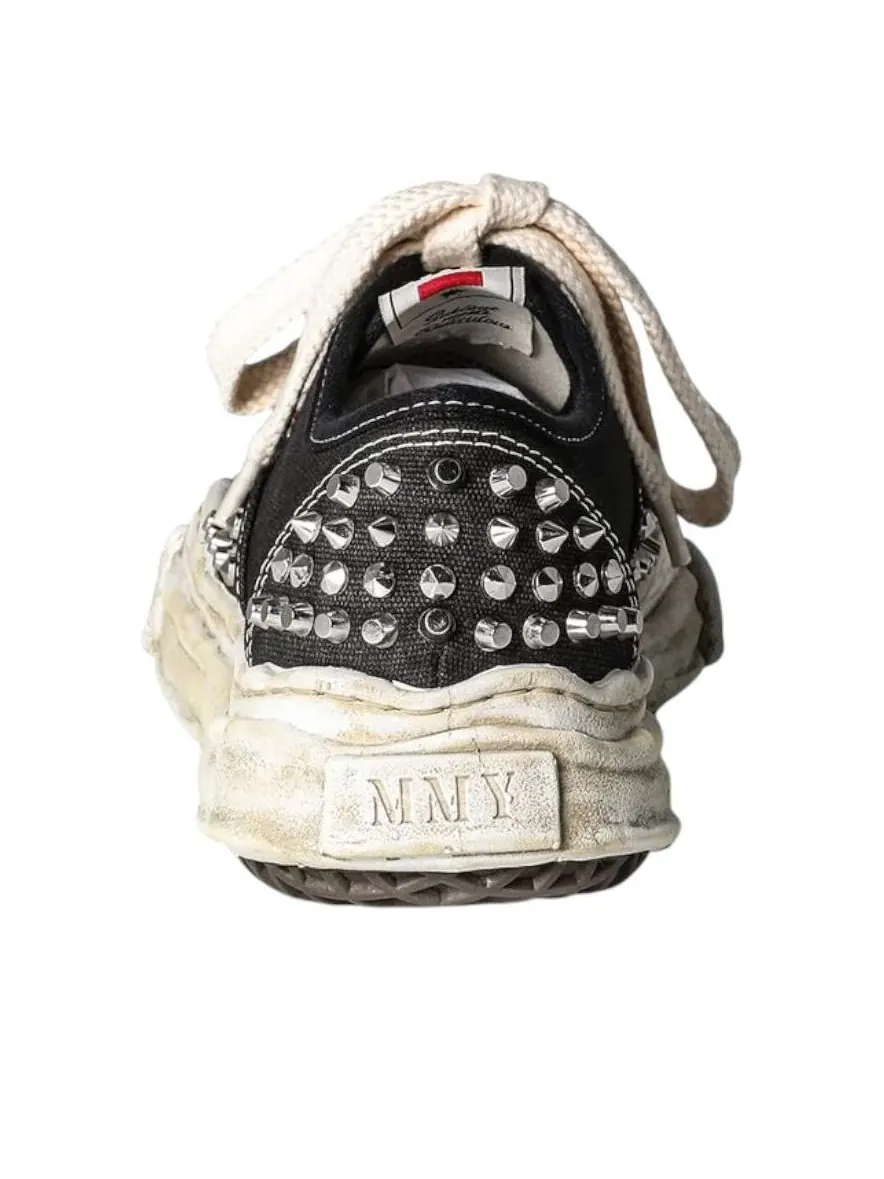 Maison Mihara Yasuhiro Baker OG Sole Studded Canvas Low 'Black' — изображение 5 из 7, черный/белый