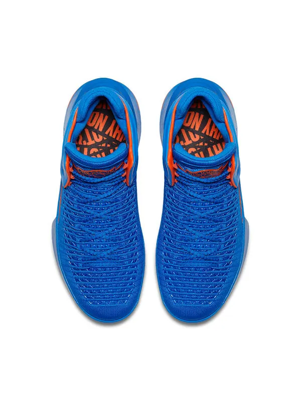 Кроссовки 32 Air Jordan — изображение 2 из 4, синий/оранжевый