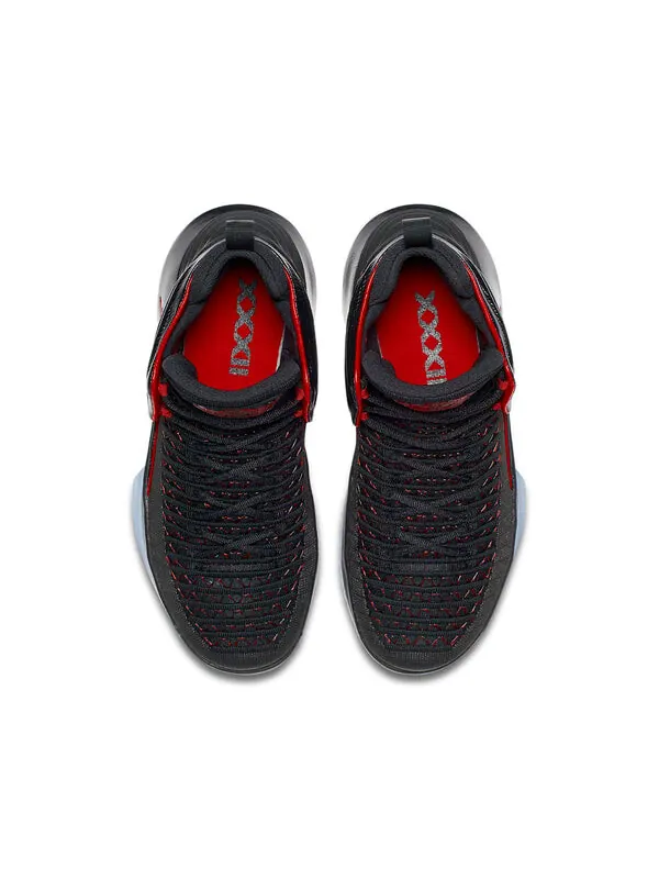 Кроссовки 32 Air Jordan — изображение 4 из 4, черный/красный