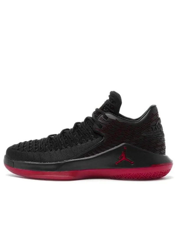 Кроссовки 32 low bg 'last shot' Air Jordan — изображение 1 из 4, черный/красный
