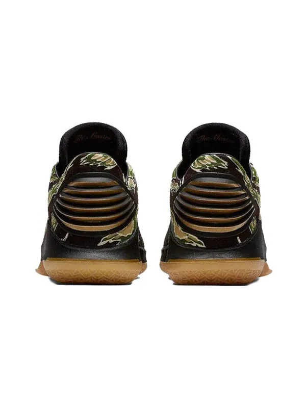 Кроссовки 32 низкие Air Jordan — изображение 3 из 4