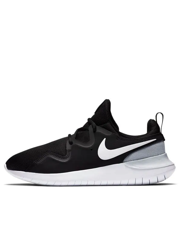 Кроссовки tessen Nike — изображение 1 из 4, черный/белый