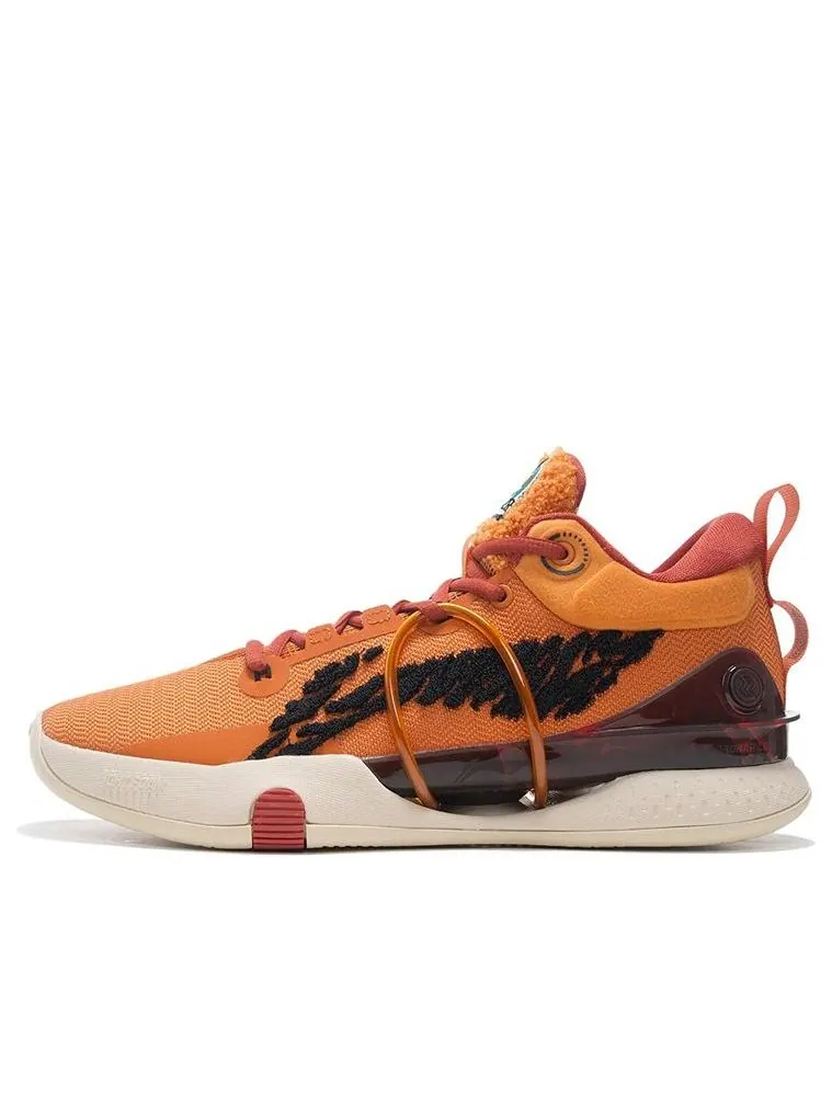 Кроссовки Li-Ning Speed 8 Premium x Disney — изображение 1 из 7