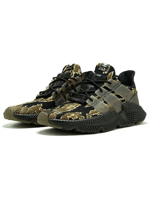 Массивные кеды undefeated x prophere Adidas — изображение 3 из 4, черный