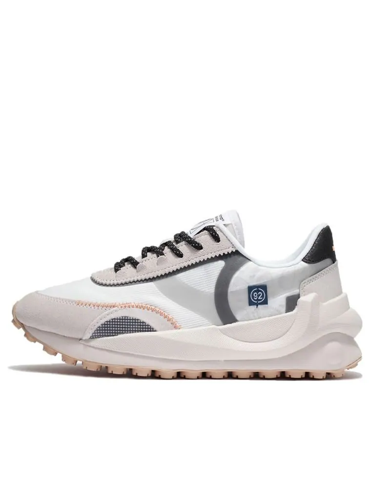 Беговые кроссовки (WMNS) Li-Ning Eternal 92 'White Grey' — изображение 1 из 4, серый