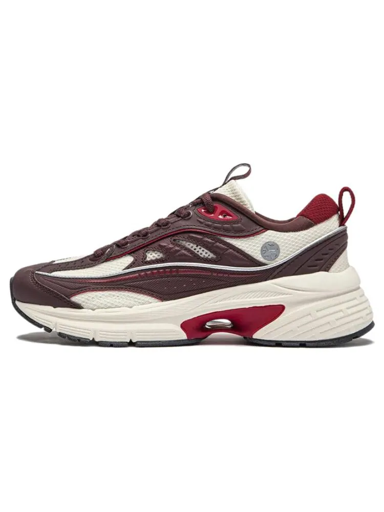 Кроссовки (WMNS) Li-Ning Yi Xing Lite 'Dark Red Beige' — изображение 2 из 6, красный