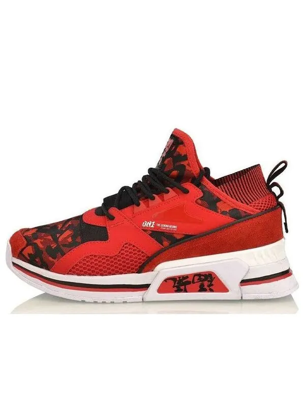 Кроссовки 001 t1000 без границ средние Li-Ning — изображение 1 из 4, красный