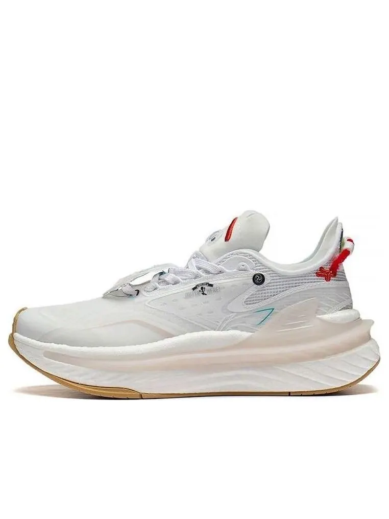 Спортивные кроссовки Li-Ning Beyond 6 x Disney — изображение 1 из 5, белый