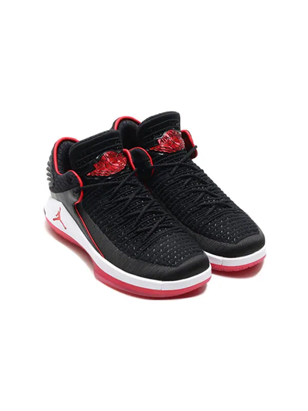Кроссовки 32 низкие pf Air Jordan — изображение 3 из 4, черный/красный-белый
