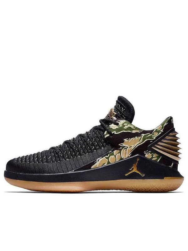 Кроссовки 32 низкие pf Air Jordan — изображение 1 из 4