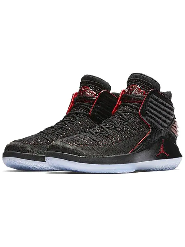 Кроссовки 32 пф Air Jordan — изображение 2 из 4, черный/красный
