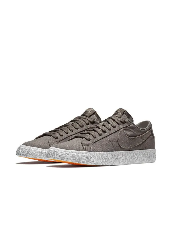 Кроссовки zoom blazer low sb canvas deconstructed Nike — изображение 3 из 4, серый