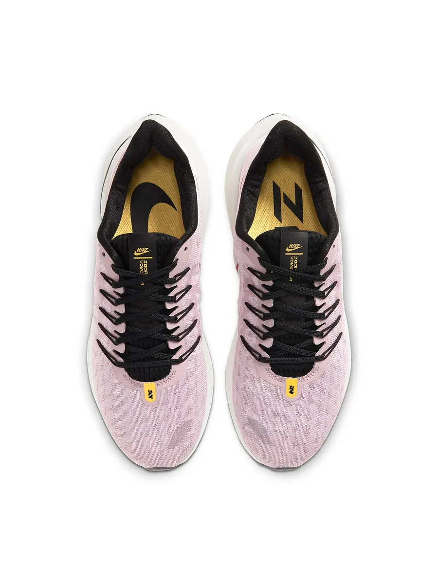 Кроссовки (WMNS) Nike Air Zoom Vomero 14 'Plum Chalk Metallic Gold' — изображение 4 из 6, фиолетовый