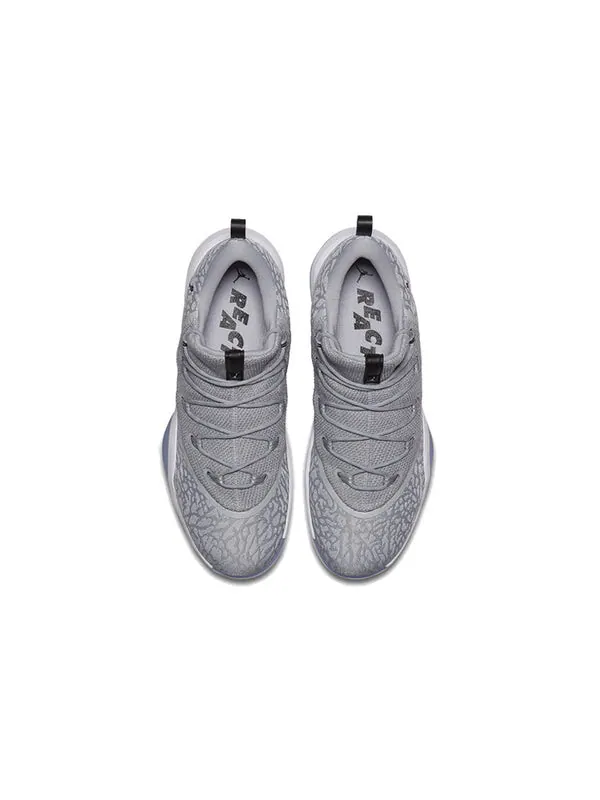 Кроссовки супер летают низко Air Jordan — изображение 4 из 4, серый/черный