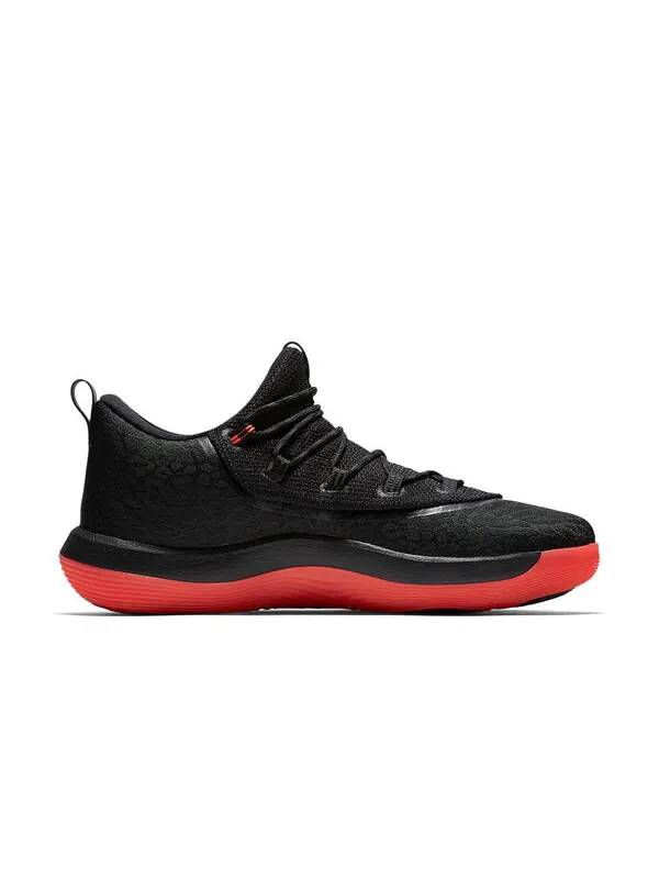 Кроссовки супер летают низко Air Jordan — изображение 2 из 4, черный
