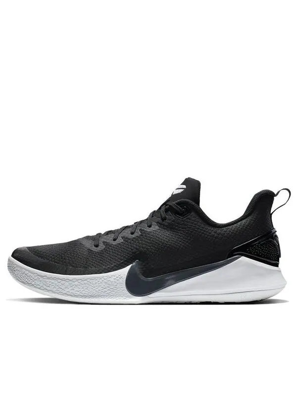 Кроссовки мамба фокус Nike — изображение 1 из 4, черный/-белый
