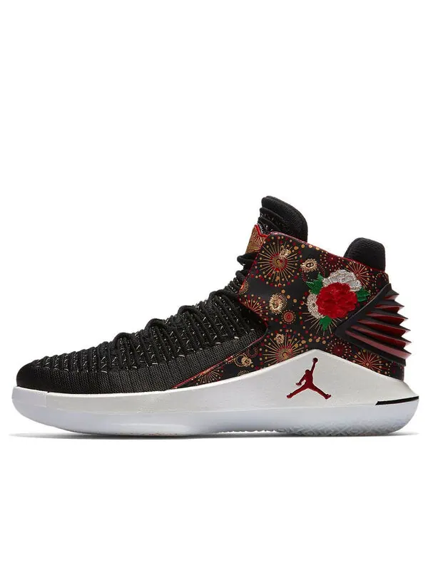 Кроссовки 32 Air Jordan — изображение 1 из 4