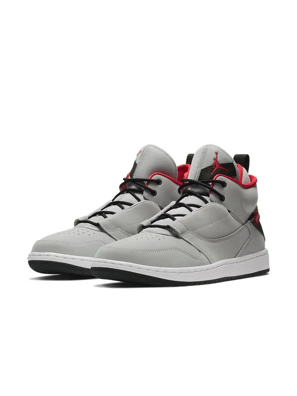 Кроссовки постепенно исчезают Air Jordan — изображение 3 из 4, серый
