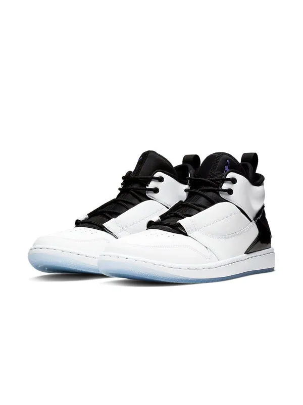 Кроссовки постепенно исчезают Air Jordan — изображение 3 из 4, белый