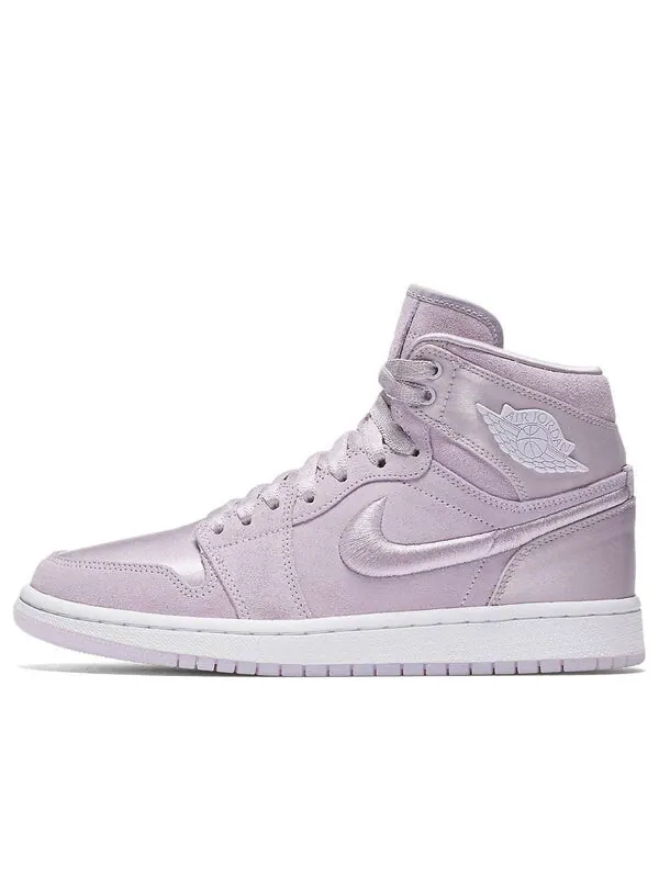 Кроссовки 1 retro high 'season of her: barely grape' Air Jordan — изображение 1 из 4
