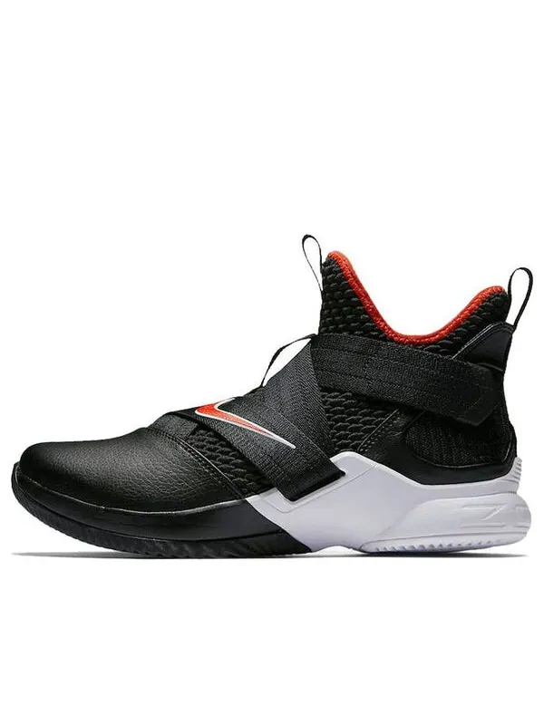 Кроссовки Nike LeBron Soldier 12 'Black Red' — изображение 1 из 4, черный