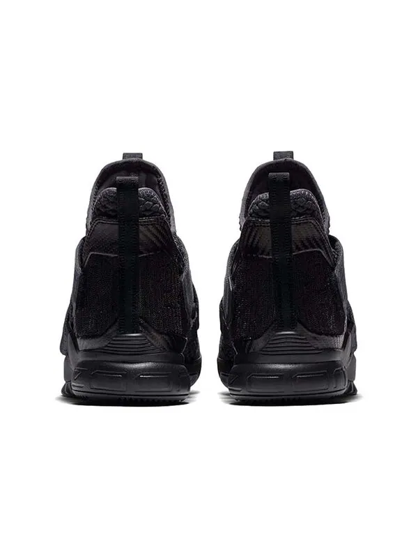 Кроссовки Nike LeBron Soldier 12 SFG EP Black — изображение 4 из 4, черный