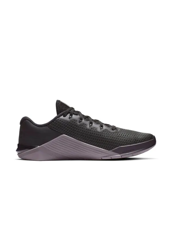 Кроссовки меткон 5 Nike — изображение 2 из 4, черный