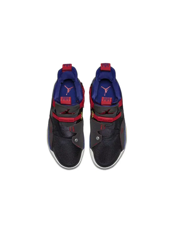 Кроссовки 33 Air Jordan — изображение 3 из 4, черный-темный серый