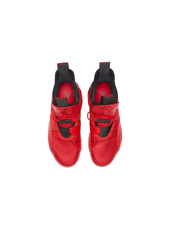 Кроссовки 33 Air Jordan — изображение 3 из 4, красный-черный