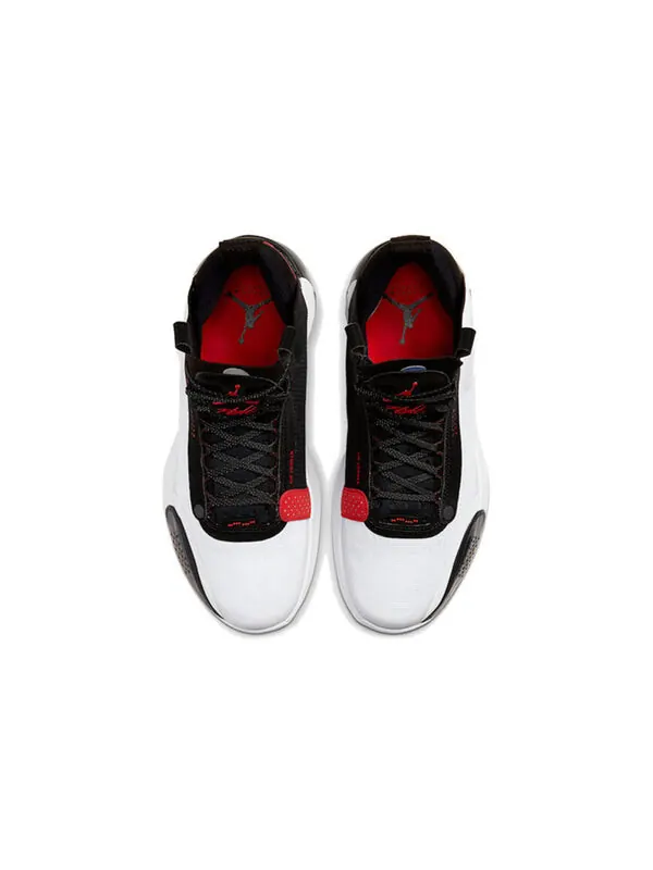 Кроссовки 34 Air Jordan — изображение 4 из 4, белый