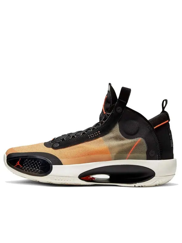 Кроссовки 34 'amber rise' Air Jordan — изображение 1 из 1, бежевый