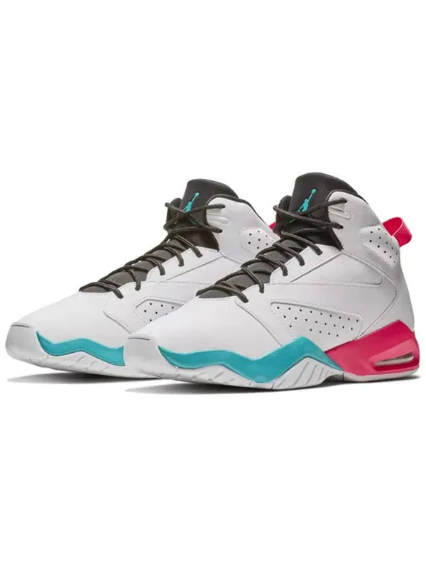Кроссовки взлетают Air Jordan — изображение 3 из 4, белый