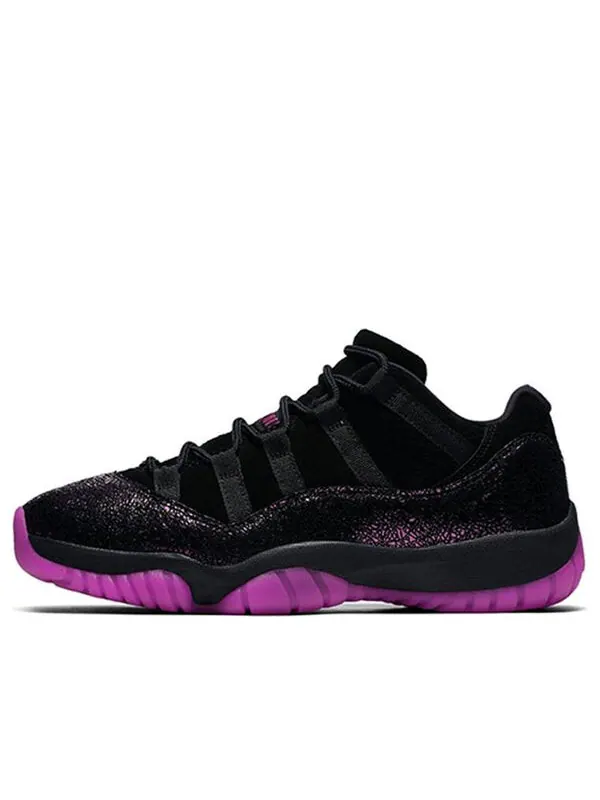 Кроссовки (WMNS) Air Jordan 11 Low 'Rook to Queen' — изображение 1 из 4, черный/фиолетовый
