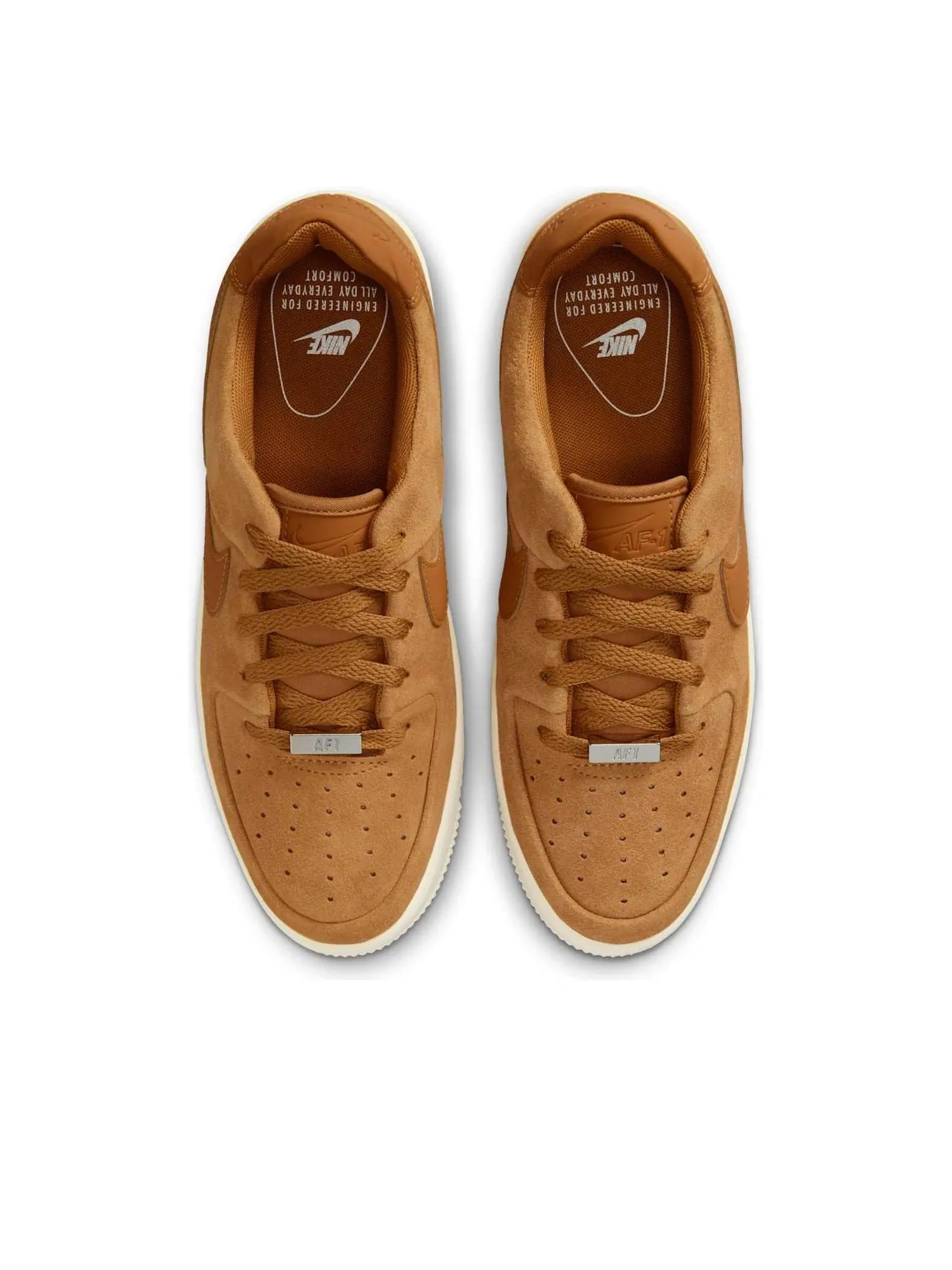 Кроссовки (WMNS) Nike Air Force 1 Sage Low 'Desert Ochre' — изображение 2 из 6, коричневый