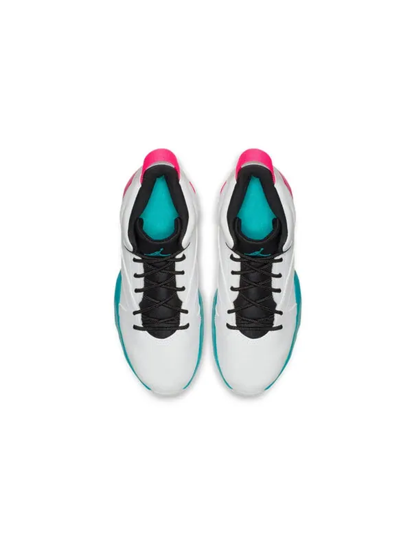 Кроссовки взлетают Air Jordan — изображение 4 из 4, белый
