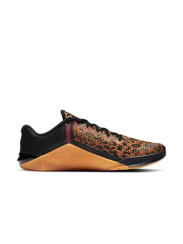 Кроссовки меткон 6 Nike — изображение 2 из 4, черный/коричневый