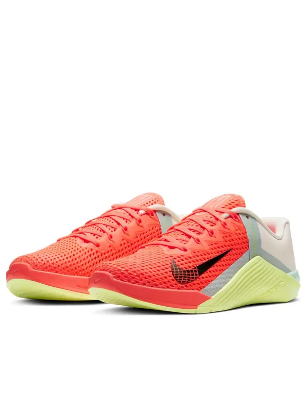 Кроссовки metcon 6 Nike — изображение 3 из 4, оранжевый