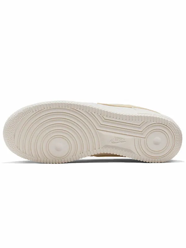 Кроссовки air force 1 low '07 premium 'oversize swoosh sail' Nike — изображение 4 из 4, бежевый