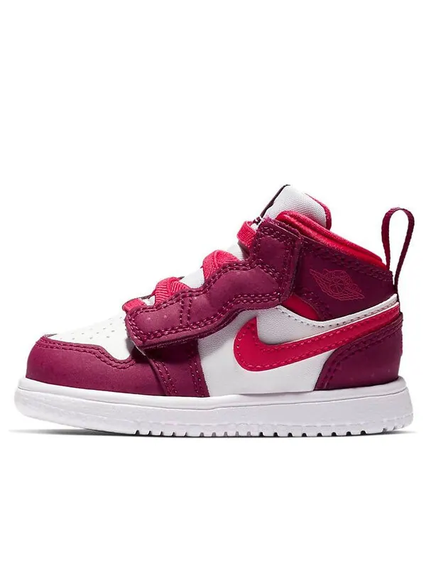 Кроссовки 1 средние альт Air Jordan — изображение 1 из 3