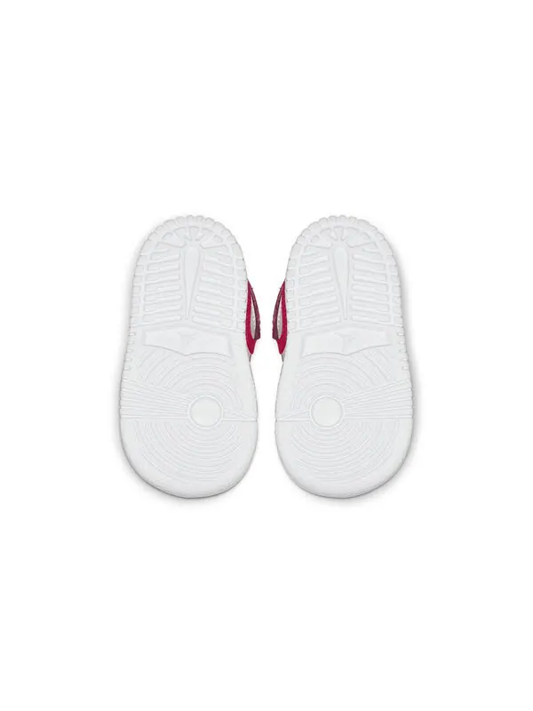 Кроссовки 1 средние альт Air Jordan — изображение 3 из 3